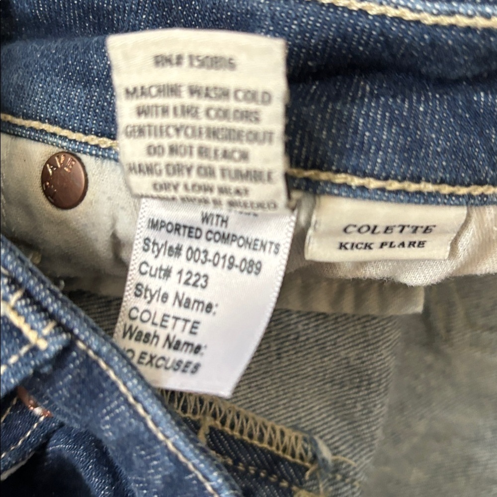 TRAVE Collette Kick Flare Jeans in No Excuses Wash Size 26 - Picture 10 of 10